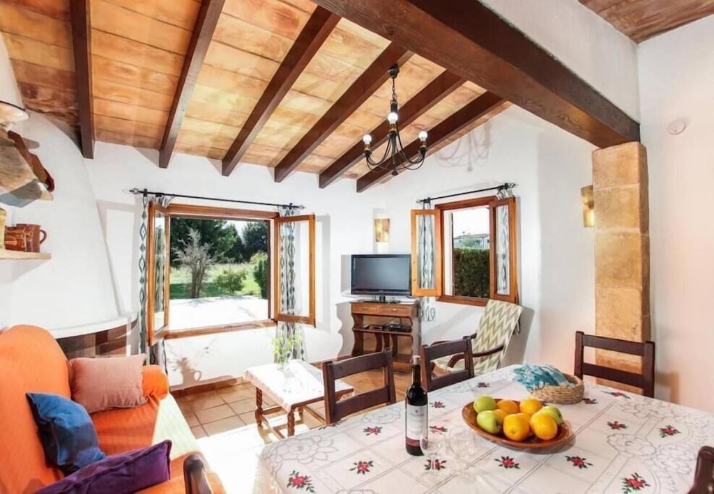 Cosy For 4 People By Renthousing * Port de Pollença